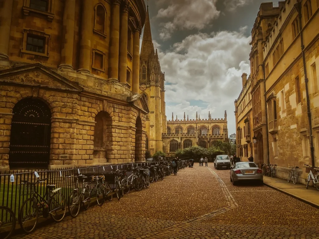 Oxford University Fees for UK Students