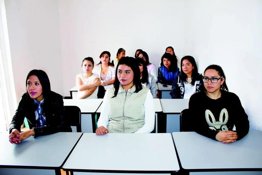 How many students at Oxford 2025